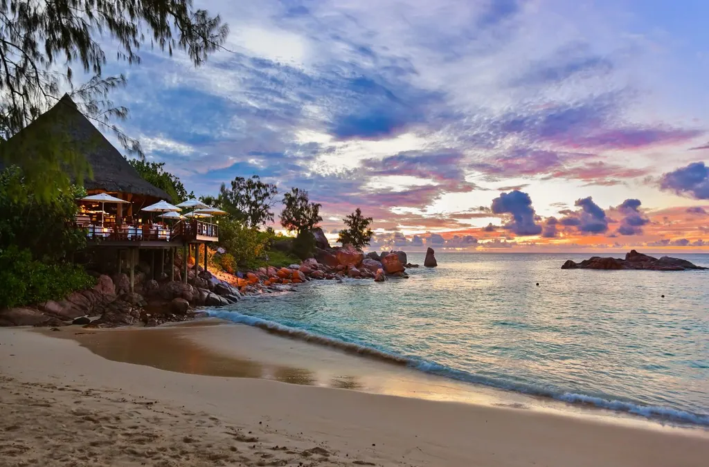A granite-rock beach cove